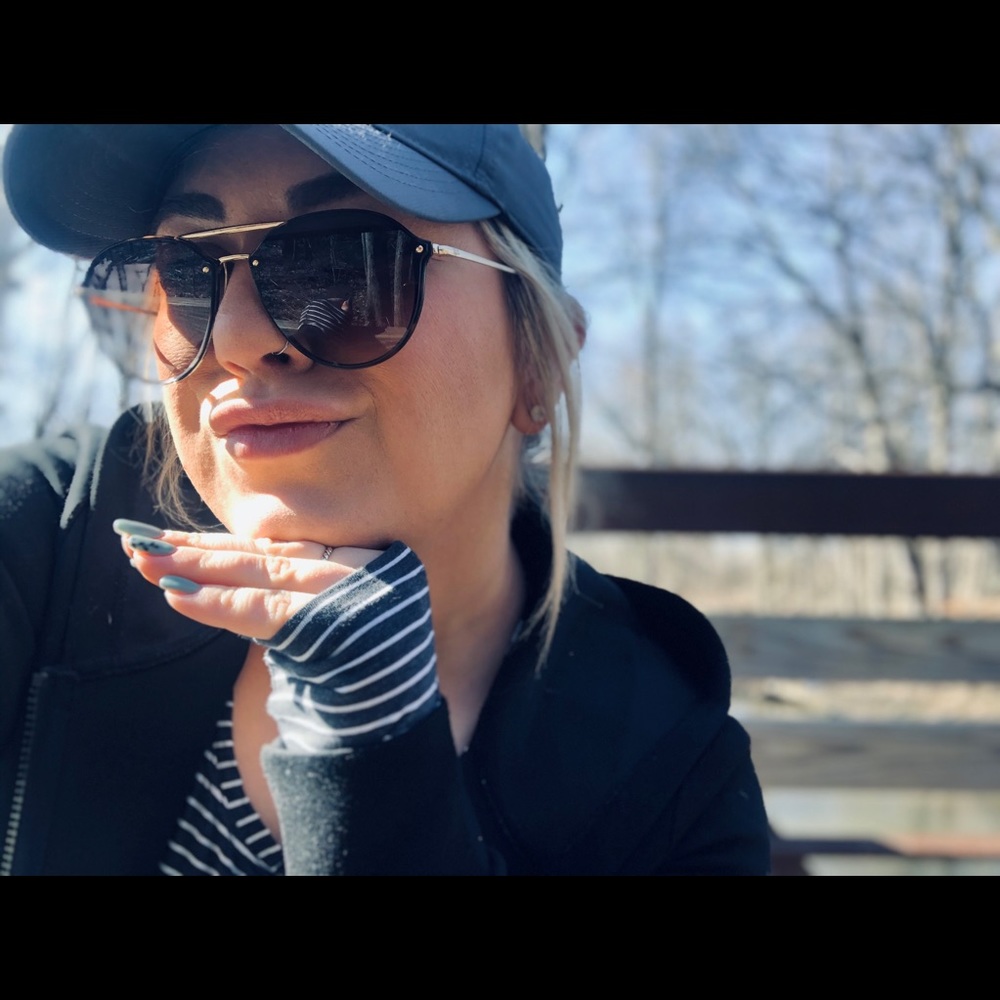 MY CLOSET - Picture 8 of 8